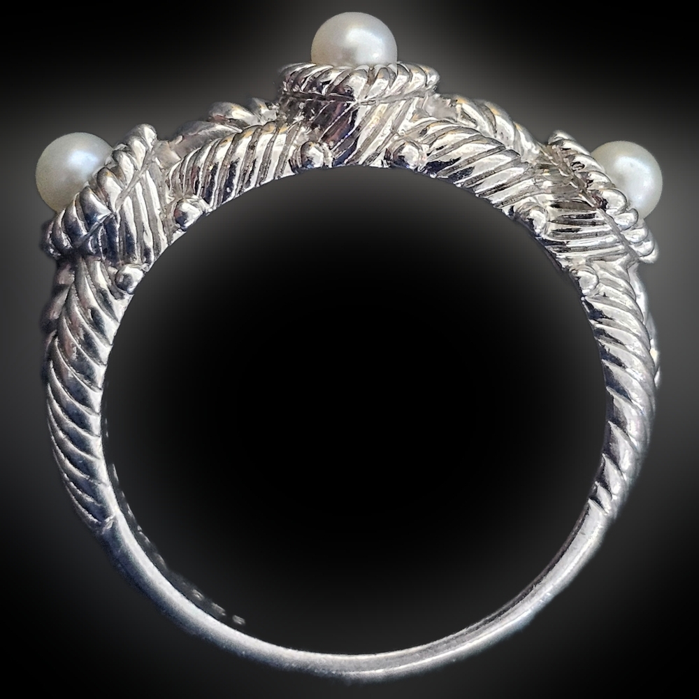 Judith Ripka Pearl Ring - Picture 5 of 5
